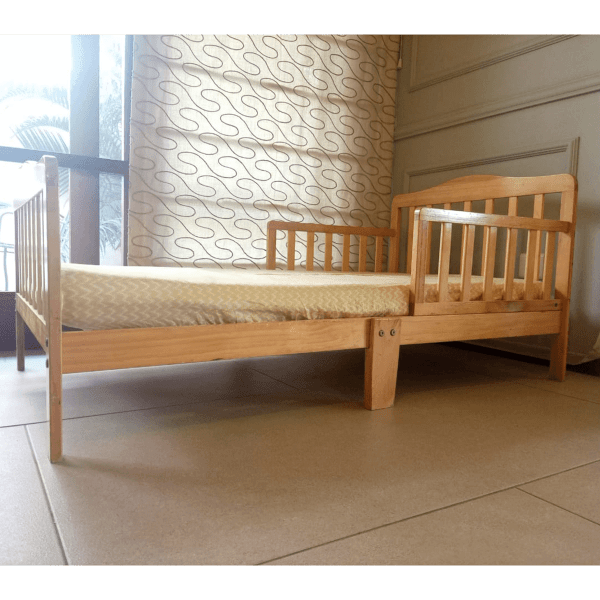 Small Toddler Bed - SoUnique.PK