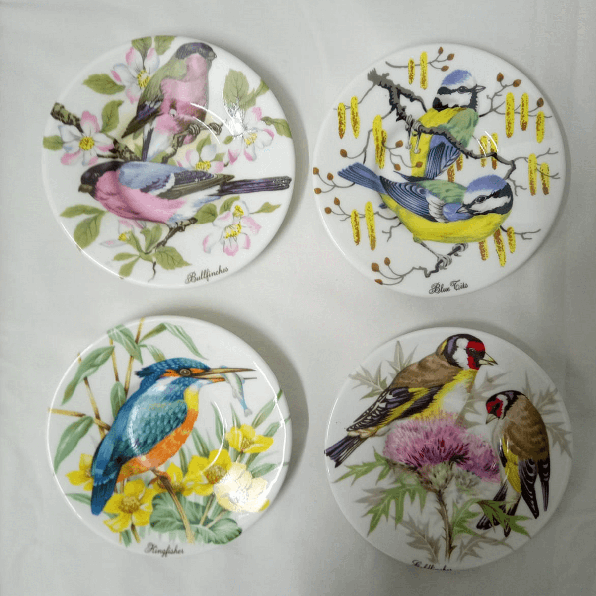 Set of 4 Decorative Bird Plates - SoUnique.PK