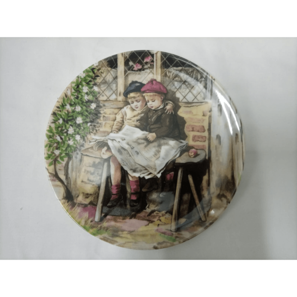 Sister and Brother Decorative Plate - SoUnique.PK
