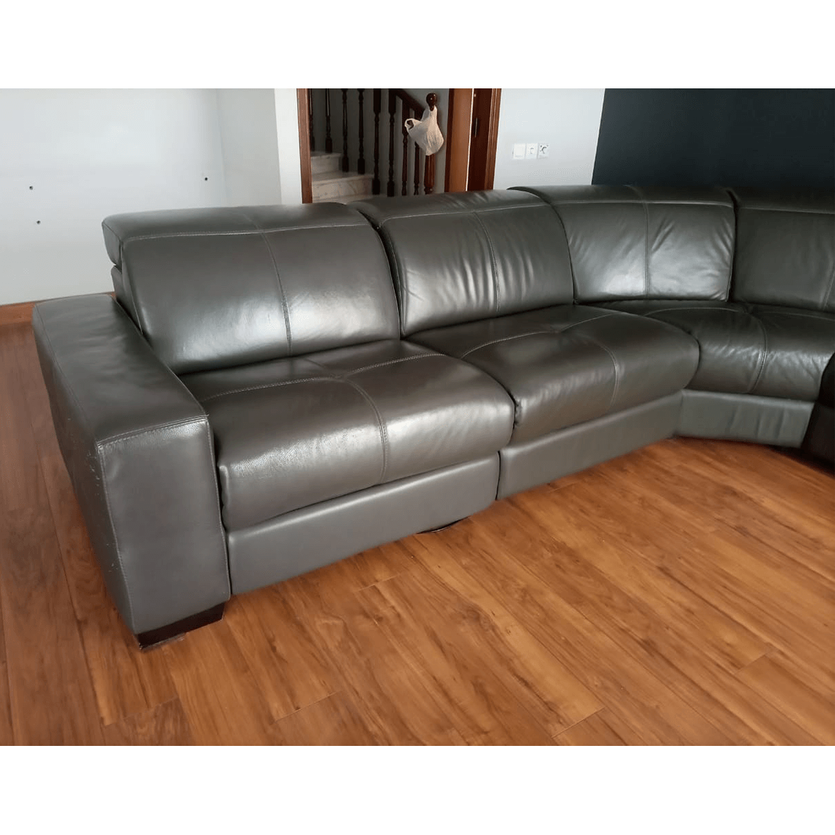 LShaped American Leather Sofa SoUnique.PK