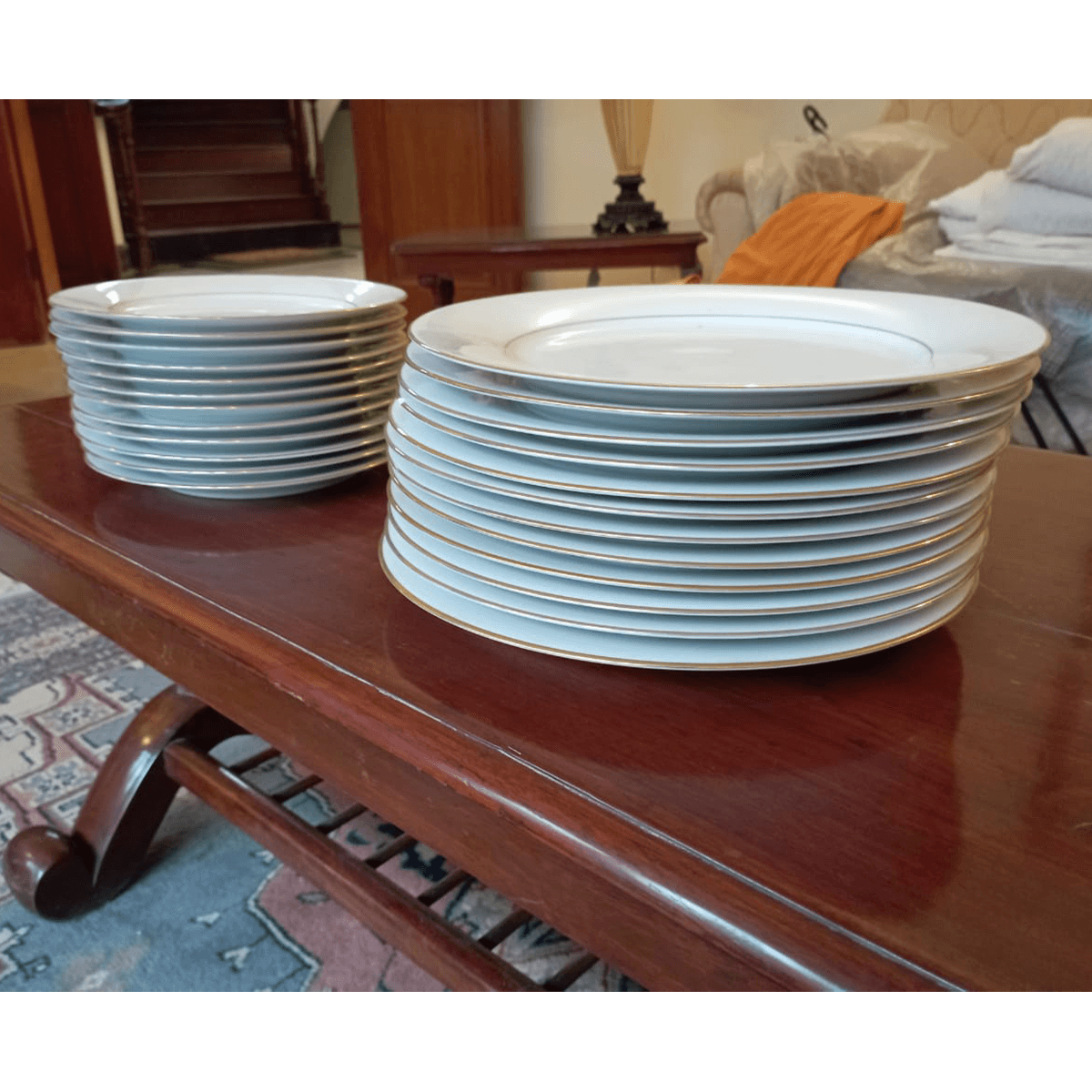 Set of 24 Serving PlatesSoUnique.PK