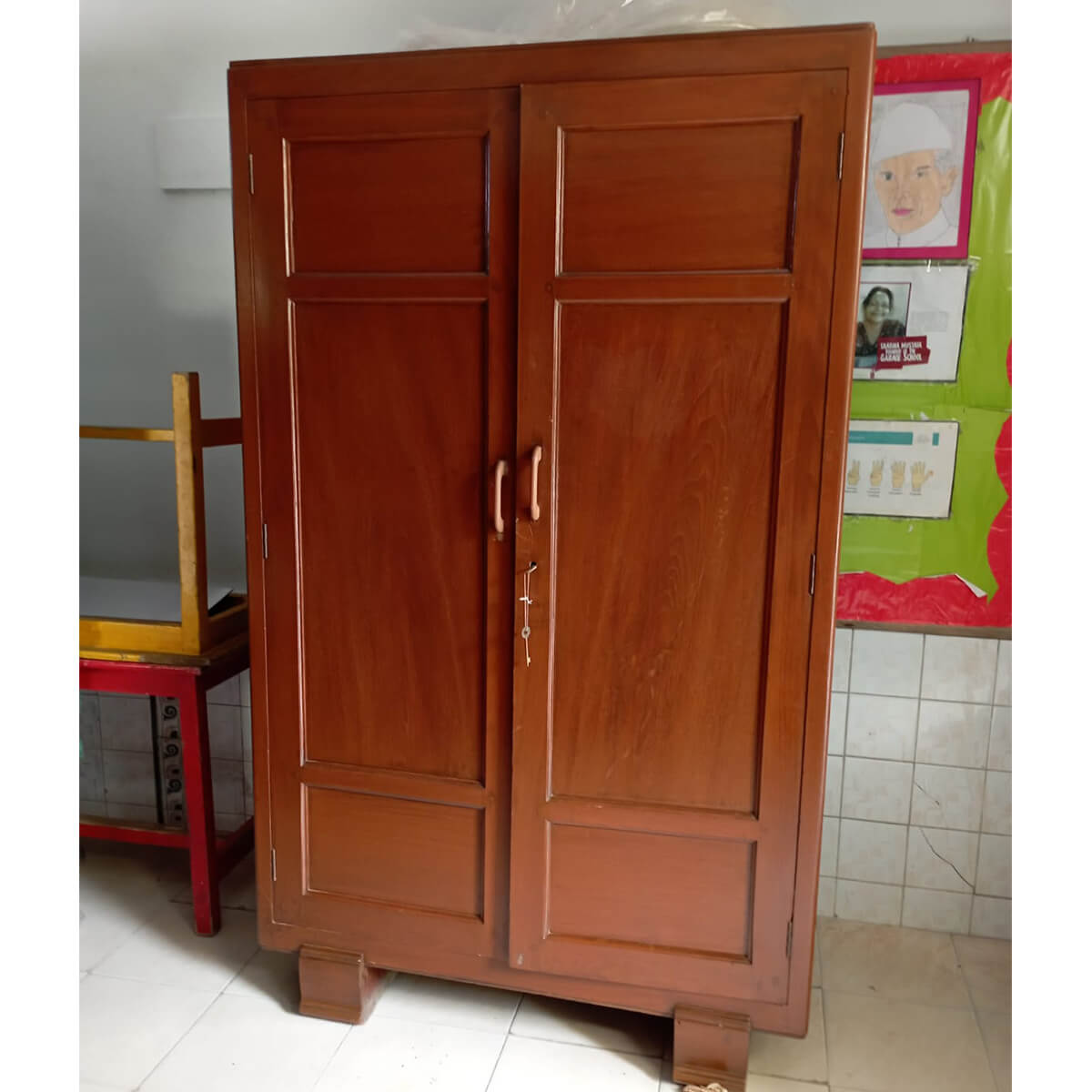 Teak wood 2024 cupboard price