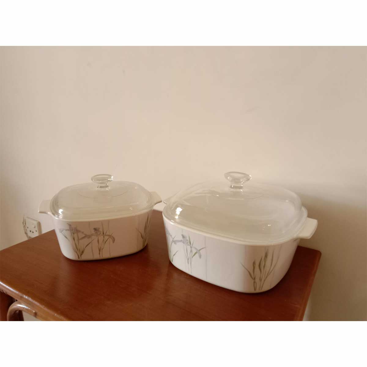Pair of Corningware Serving Dishes SoUnique.PK