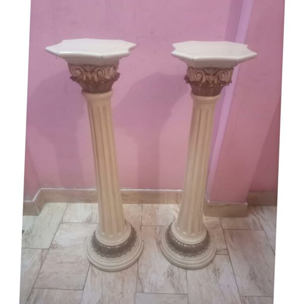Pair of Wooden Pillars - SoUnique.PK