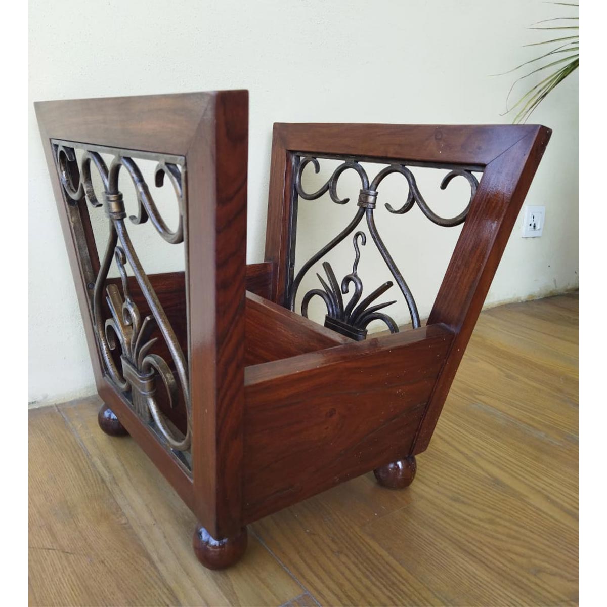 Newspaper Storage Rack - SoUnique.PK