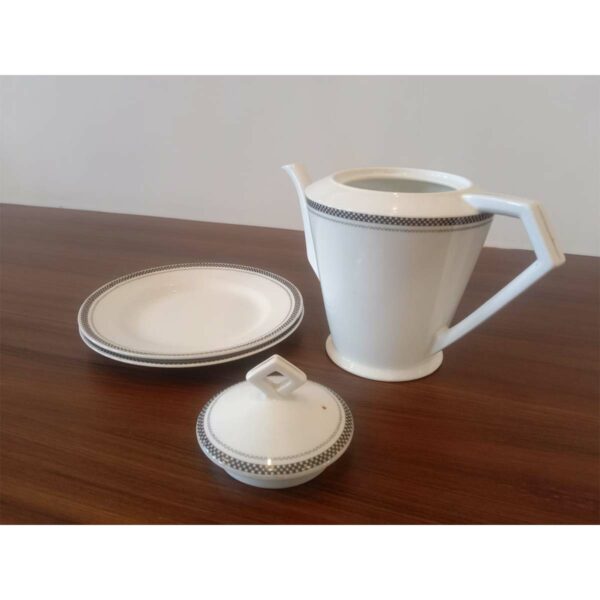 Teapot with 2 Plates-SoUnique.PK