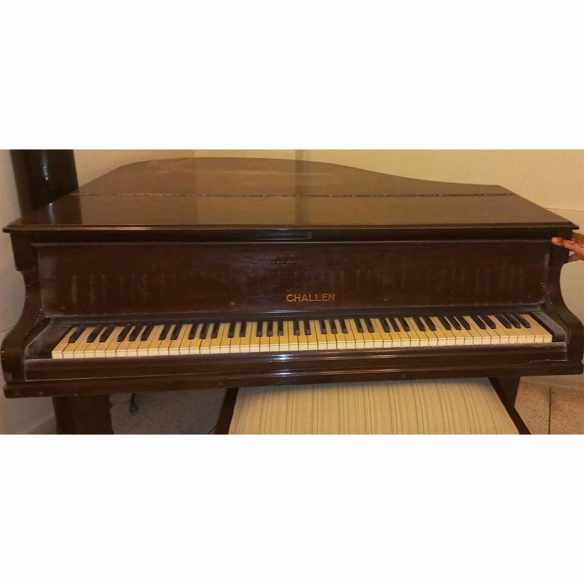 Vintage Baby Grand Piano with Stool SoUnique.PK