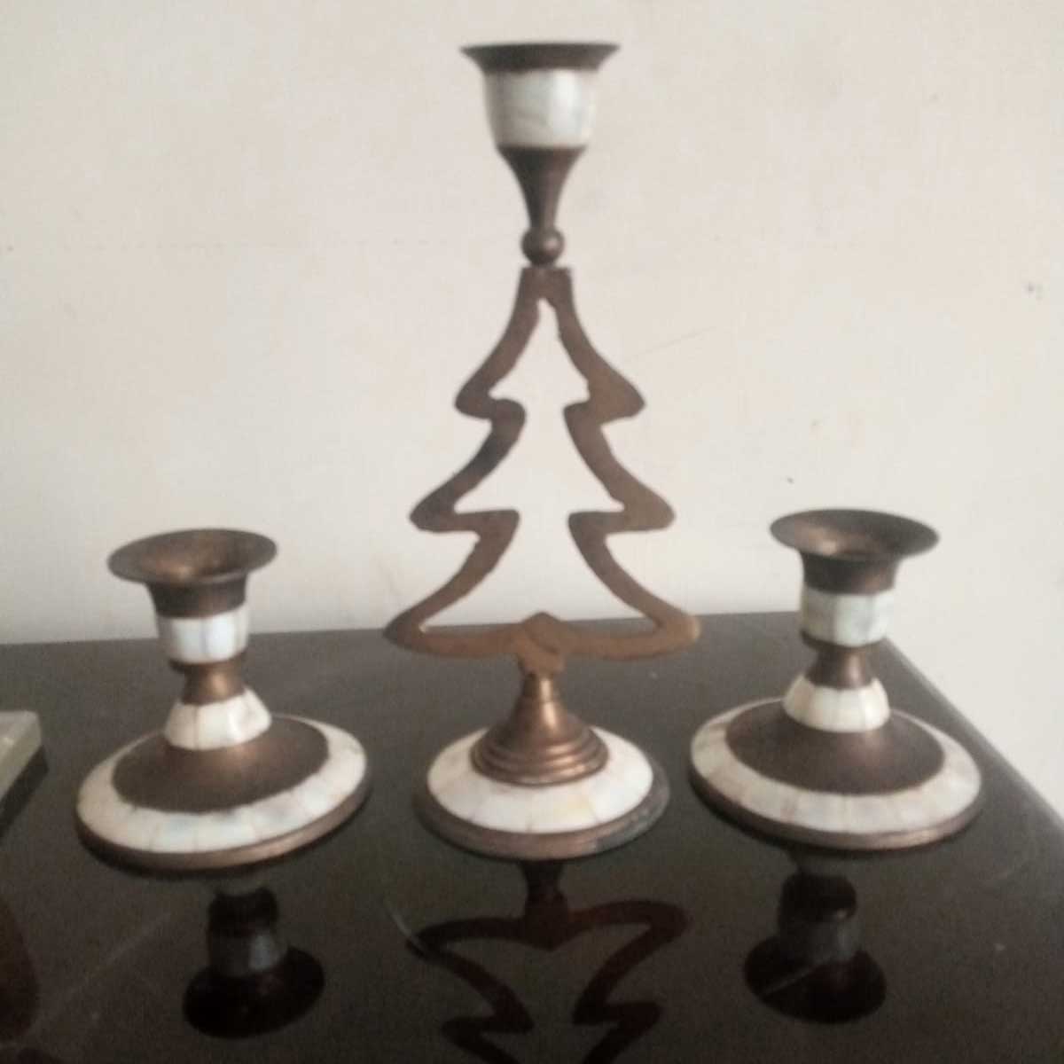 WhatsApp Image 2022-12-07 at 3.34.58 PM (1)-3e265ff9 Brass Mother of Pearl Xmas Candle Set-SoUnique.PK