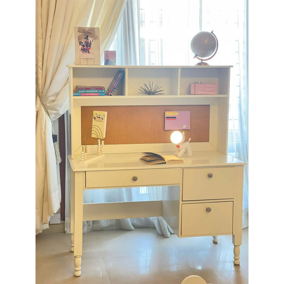 Childrens Study DeskSoUnique.PK