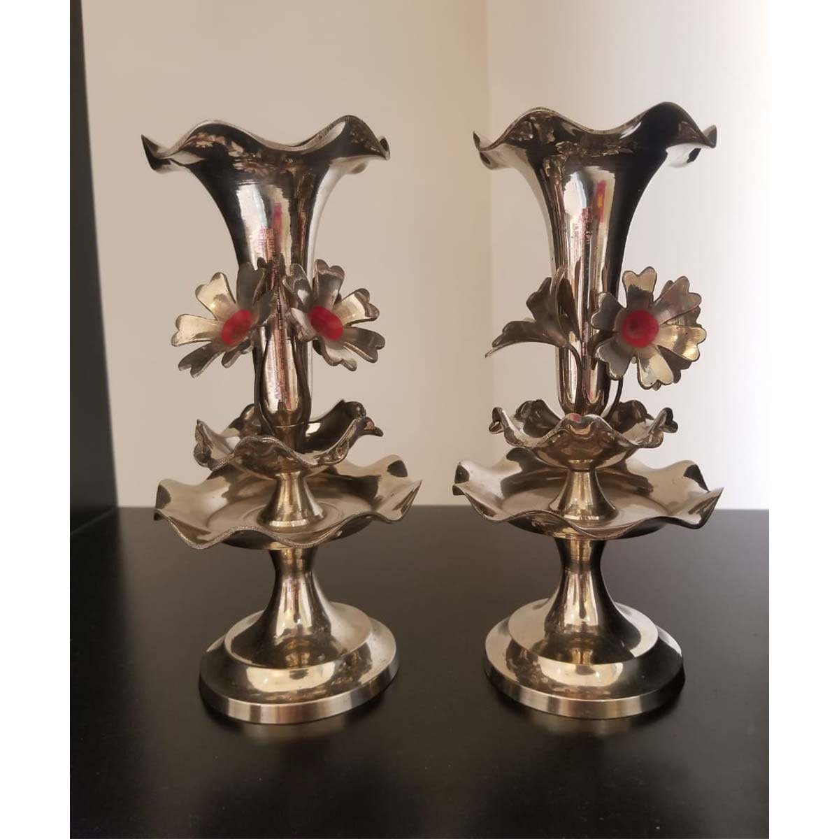 Pair of Floral Vases - SoUnique.PK