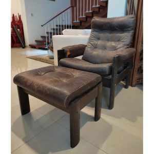Leather Chair With Foot Stool-SoUnique.PK