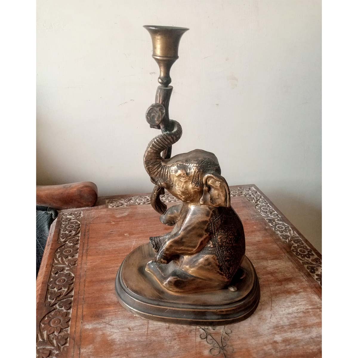 WhatsApp Image 2023-09-02 at 2.19.20 PM-e6d6efef Vintage Candle Décor-SoUnique.PK