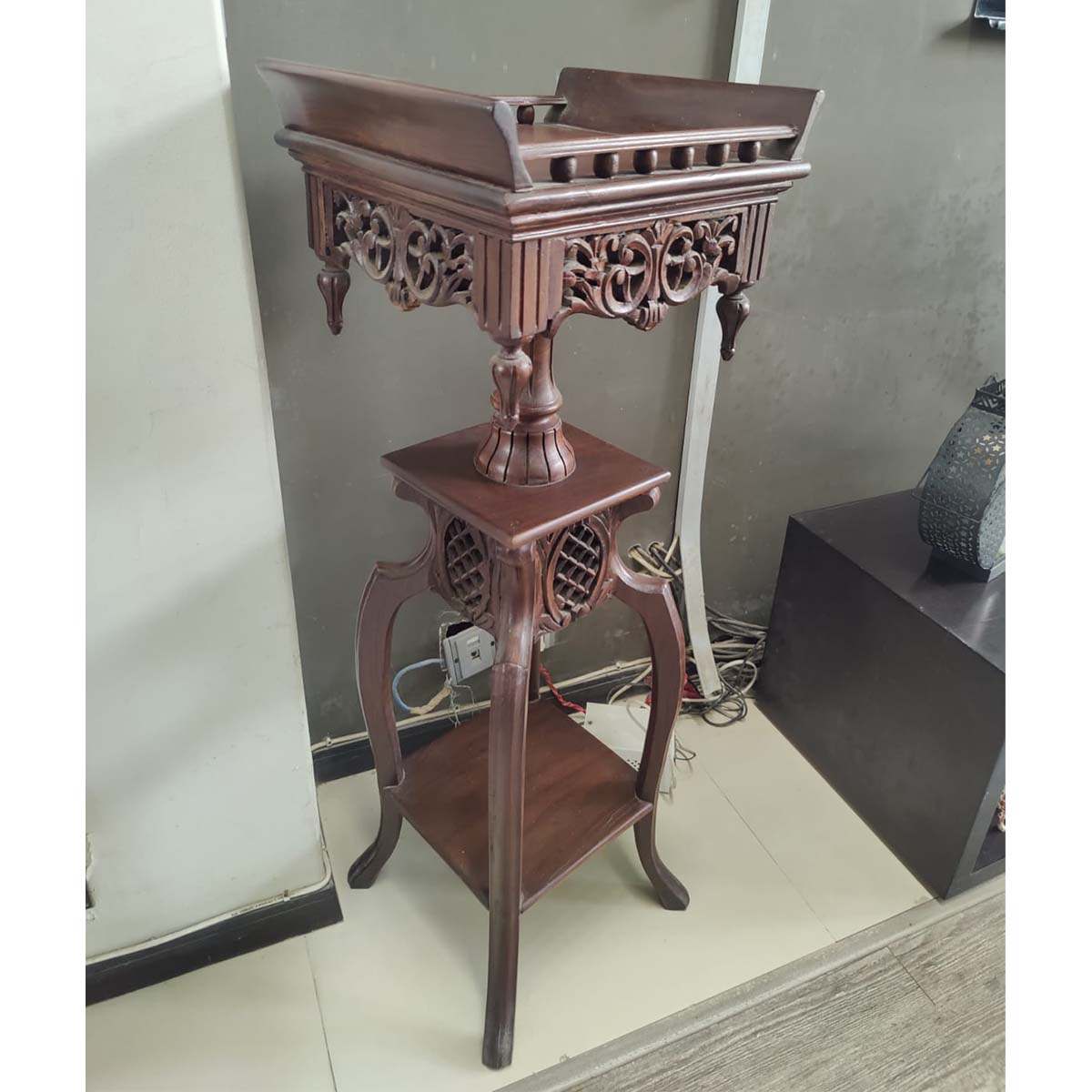 Tall Corner Table - SoUnique.PK