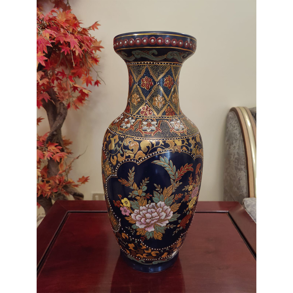 Floral Singaporean Vase - SoUnique.PK