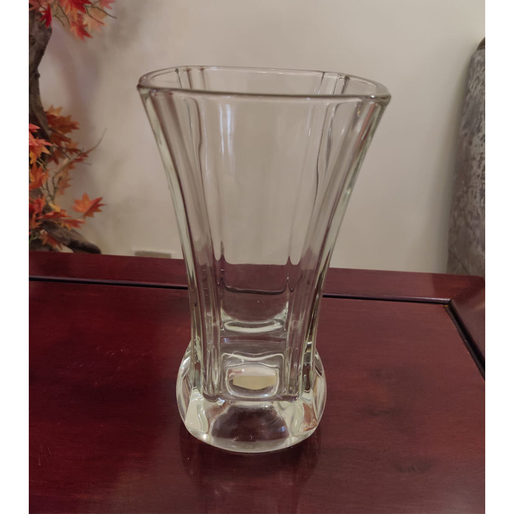 Clear Glass Vase - SoUnique.PK