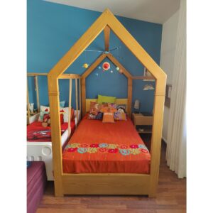 Yardstick Design Canopy Bed-SoUnique.PK