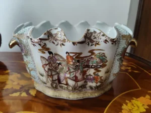 Vintage Chinese Decor