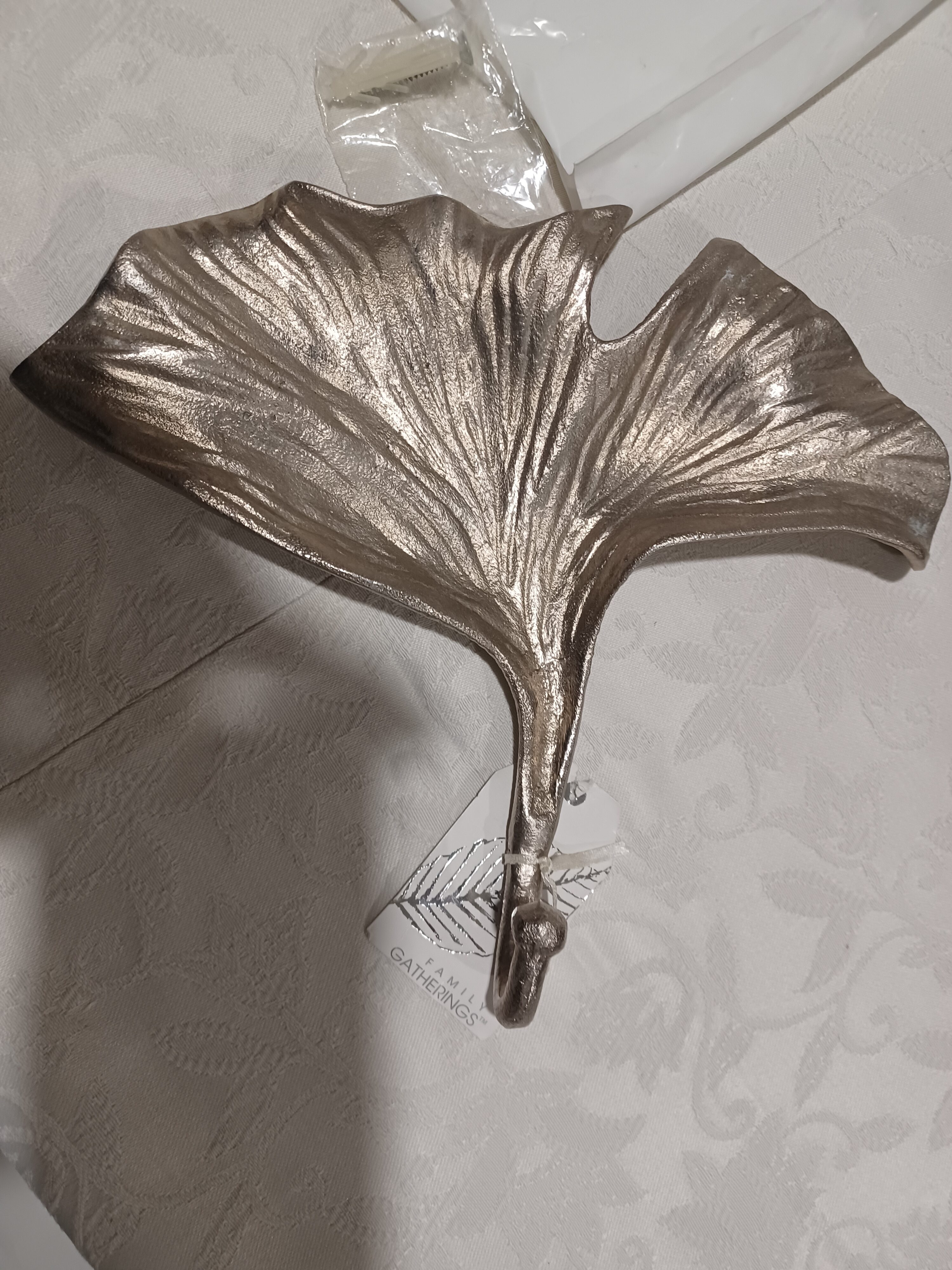 inbound3244361963133701808-01c75e99 Imported Decorative Leaf-SoUnique.PK