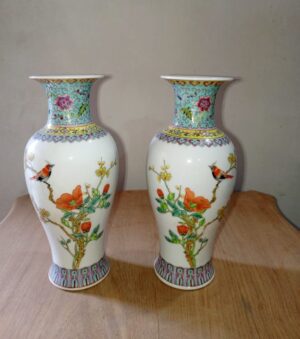 Vintage Chinese Vase Pair-SoUnique.PK