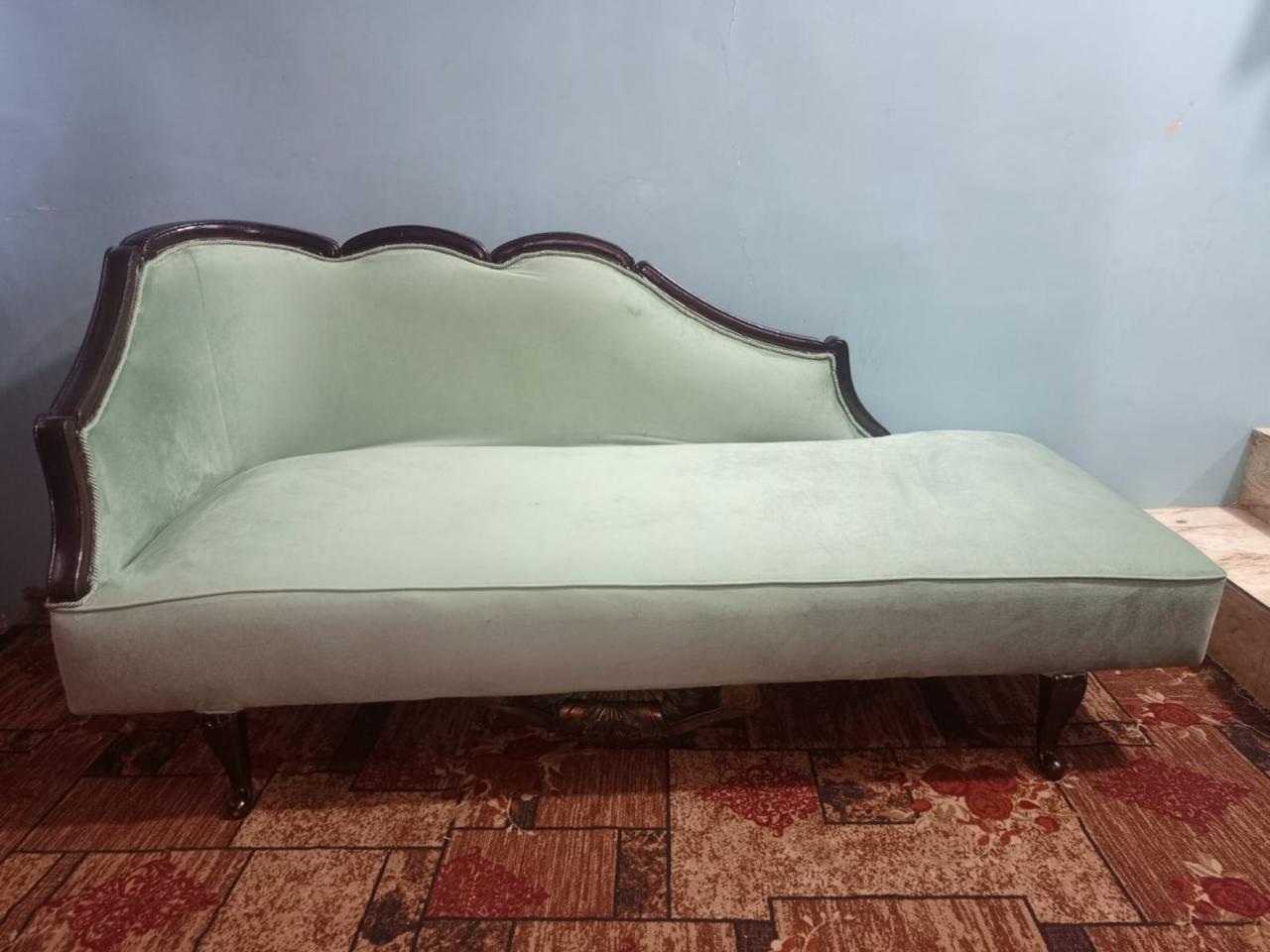 IMG_8315-b621af28 Victorian Rosewood Chaise-SoUnique.PK