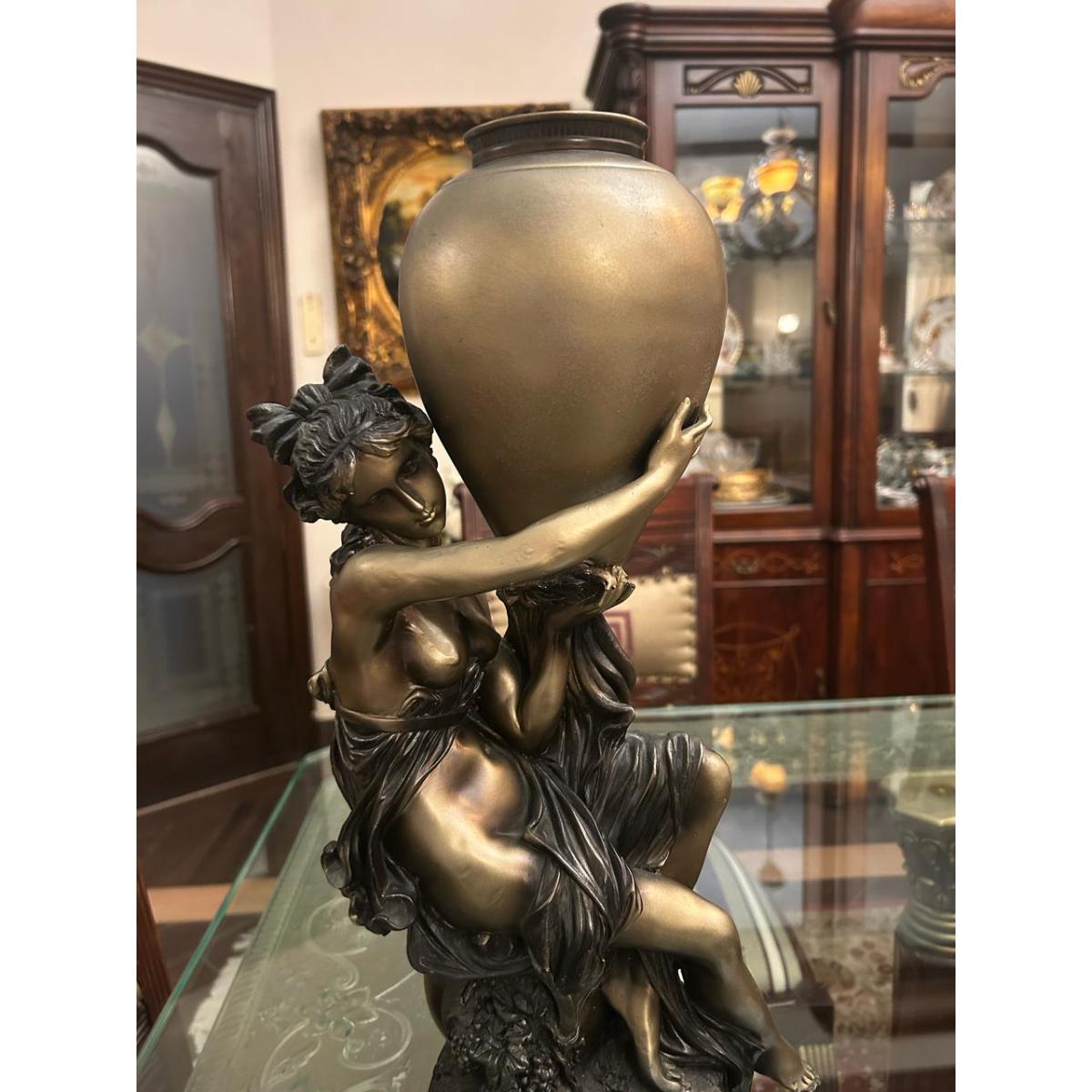 WhatsApp Image 2025-05-19 at 10.30.02 PM (1) Imported Lady Statue-SoUnique.PK