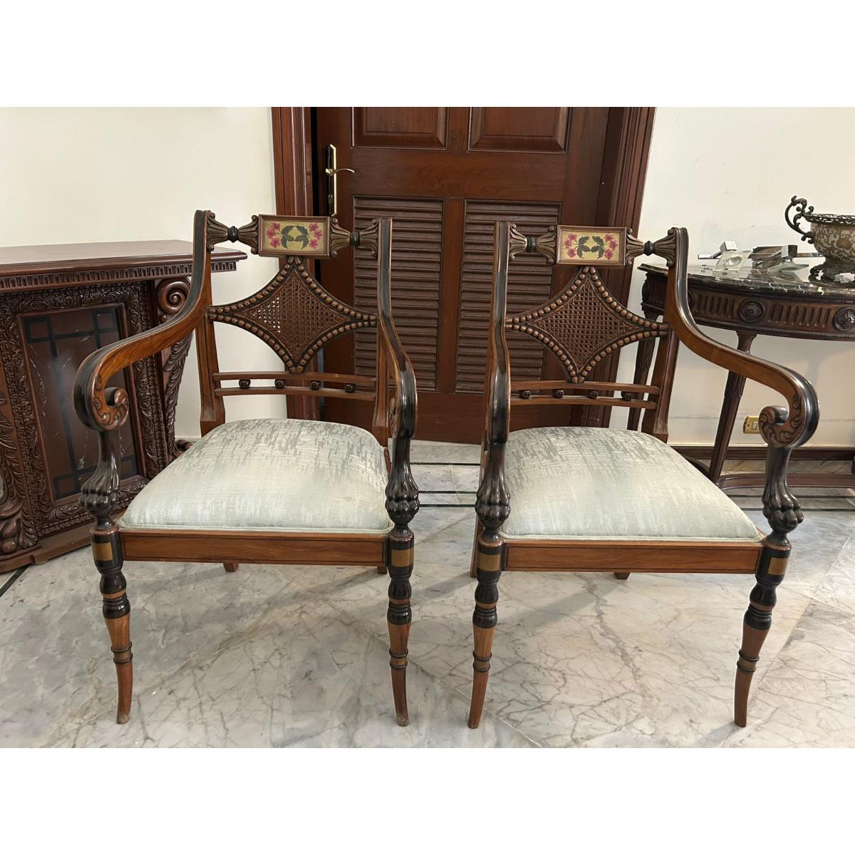 Designer Accent Chair-SoUnique.PK