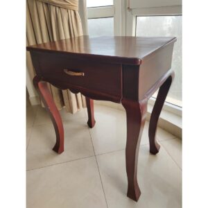 Single Side Table with Curved Legs-SoUnique.PK