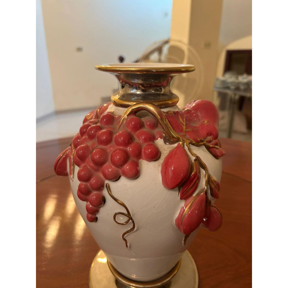 Ceramic Vase with 3D Grapes & Leaf Design - SoUnique.PK