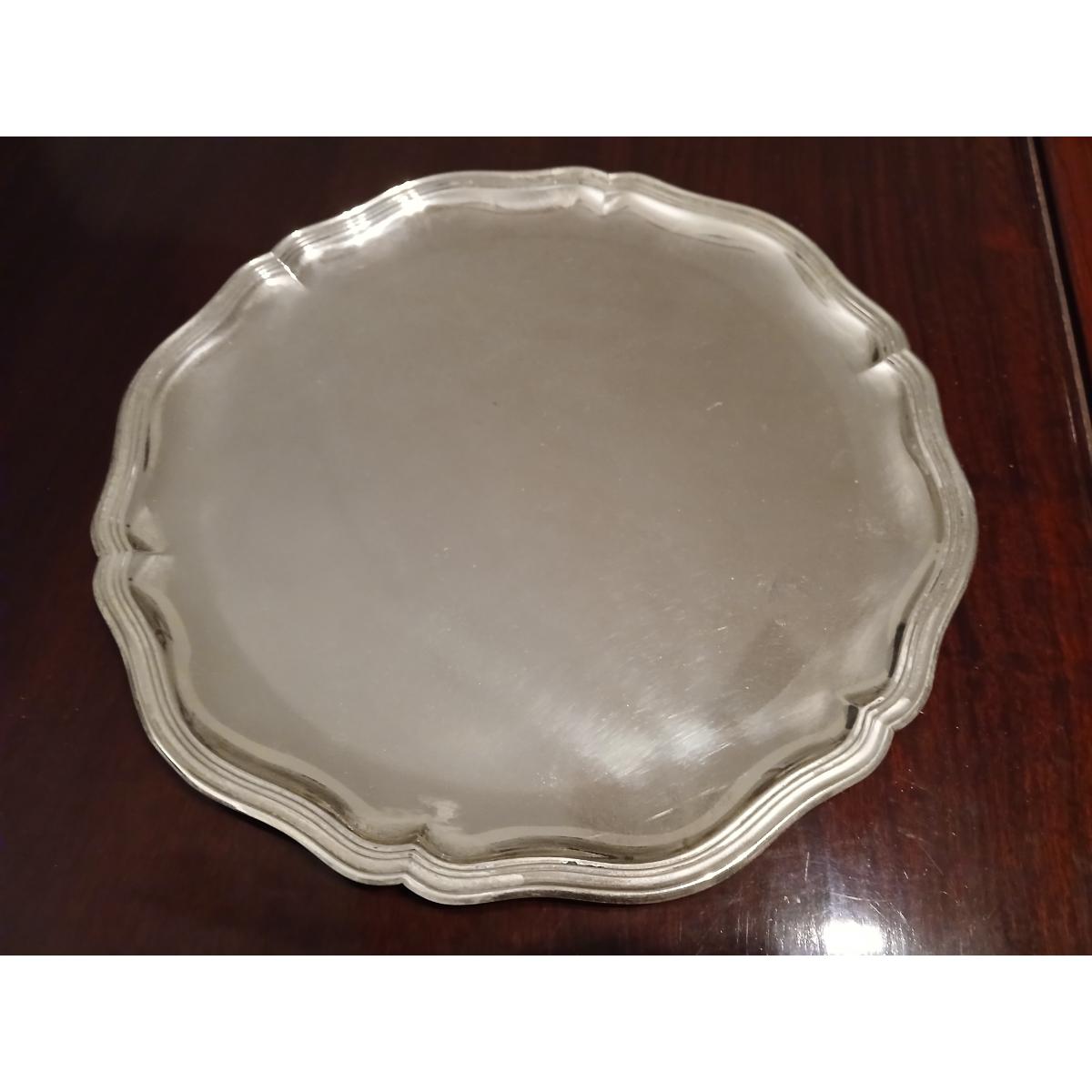 Vintage Silver Plated Platter with Scalloped Edge - SoUnique.PK