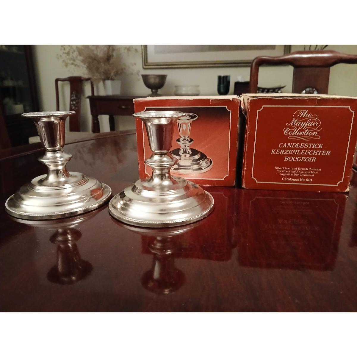 Vintage Pair of Silver Plated Candlesticks - SoUnique.PK